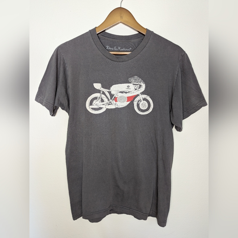 Deus Ex Machina Yamaha Motorcycle Tee sz Med
